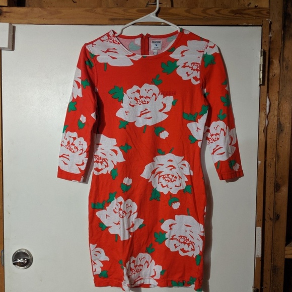 Moschino Dresses & Skirts - MOSCHINO dress Moschino Dresses & Skirts - MOSCHINO dress